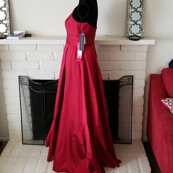 Aidan Mattox Sleeveless Ruby Gown - Picture 3 of 8